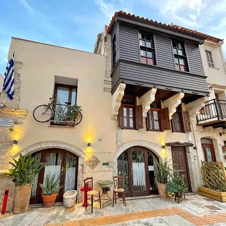 Inn Four Seasons Of Bliss At Sohora *
