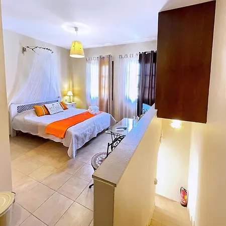 Four Seasons Of Bliss At Sohora Inn
