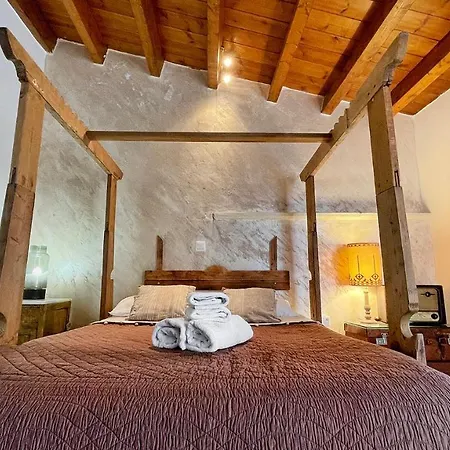 Inn Four Seasons Of Bliss At Sohora *