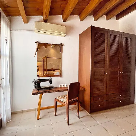 Inn Four Seasons Of Bliss At Sohora Rethymno (Crete)